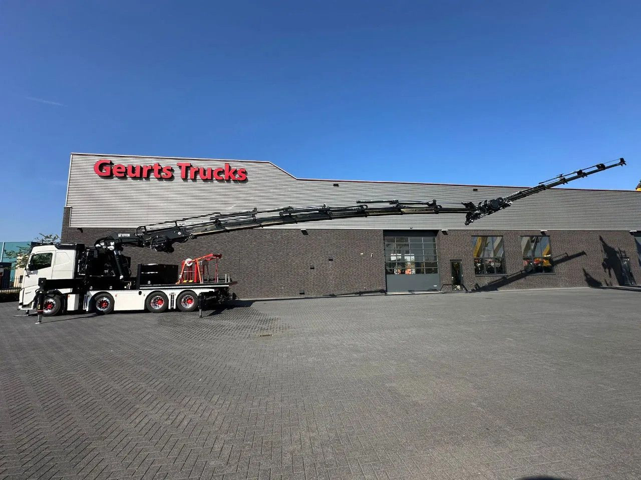 Volvo FH 540 8X4F R TREKKER / BAKWAGEN MET EFFER 1405/ - 크레인 트럭 : 사진 5 Volvo FH 540 8X4F R TREKKER / BAKWAGEN MET EFFER 1405/ - 크레인 트럭 : 사진 5