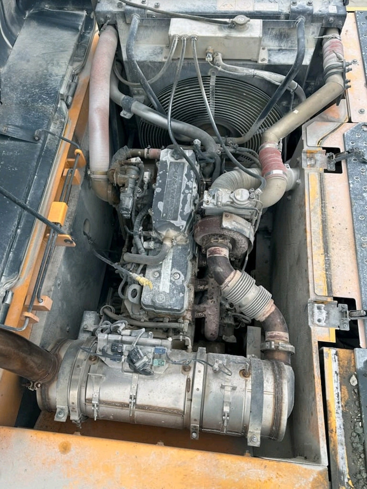 Hyundai R 300 - 크롤러 굴삭기 : 사진 4 Hyundai R 300 - 크롤러 굴삭기 : 사진 4