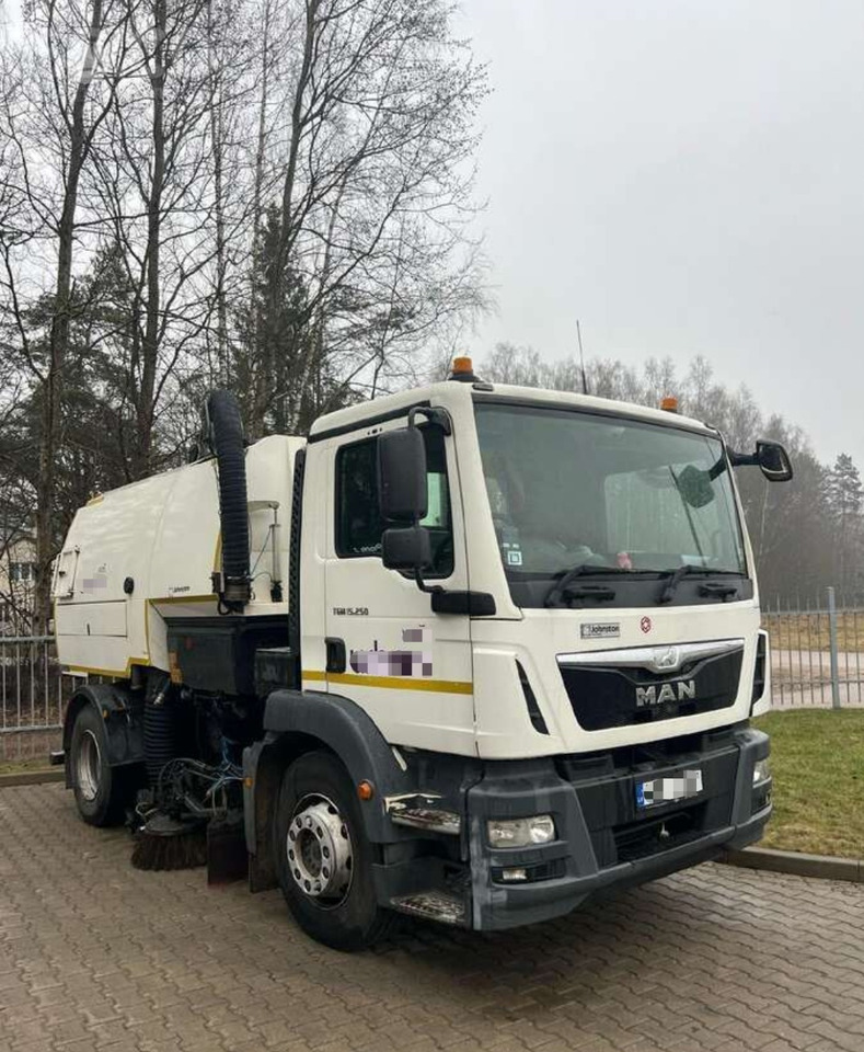 JOHNSTON VT651 - 거리 청소 차량 : 사진 1 JOHNSTON VT651 - 거리 청소 차량 : 사진 1