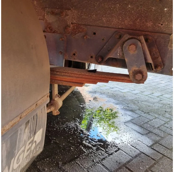 박스 트럭 Iveco ML75 E18 manual gearbox. 180 pk met laadklep : 사진 8 박스 트럭 Iveco ML75 E18 manual gearbox. 180 pk met laadklep : 사진 8