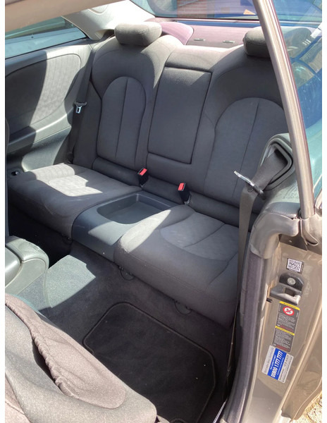 리스 Mercedes-Benz CLK-Klasse C 200 KOMP. Autom. Mercedes-Benz CLK-Klasse C 200 KOMP. Autom. : 사진 6
