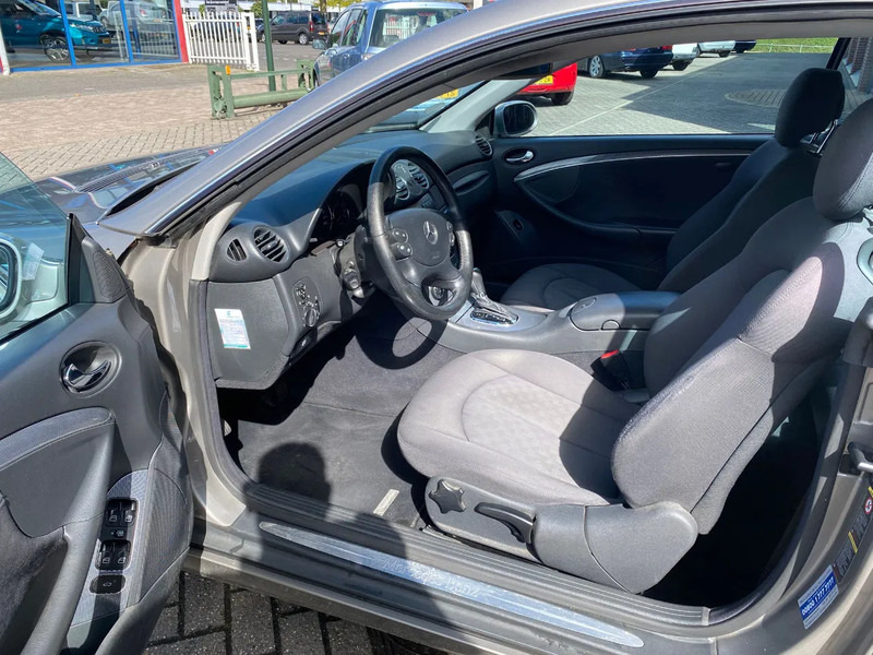 리스 Mercedes-Benz CLK-Klasse C 200 KOMP. Autom. Mercedes-Benz CLK-Klasse C 200 KOMP. Autom. : 사진 7