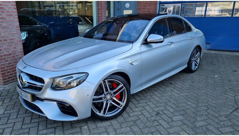 Mercedes-Benz E-Klasse 63 S, 4 Matic AMG..... Premium plus. - 세단 : 사진 2 Mercedes-Benz E-Klasse 63 S, 4 Matic AMG..... Premium plus. - 세단 : 사진 2