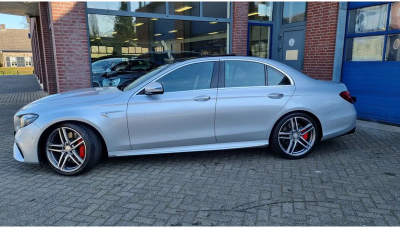 Mercedes-Benz E-Klasse 63 S, 4 Matic AMG..... Premium plus. - 세단 : 사진 5 Mercedes-Benz E-Klasse 63 S, 4 Matic AMG..... Premium plus. - 세단 : 사진 5