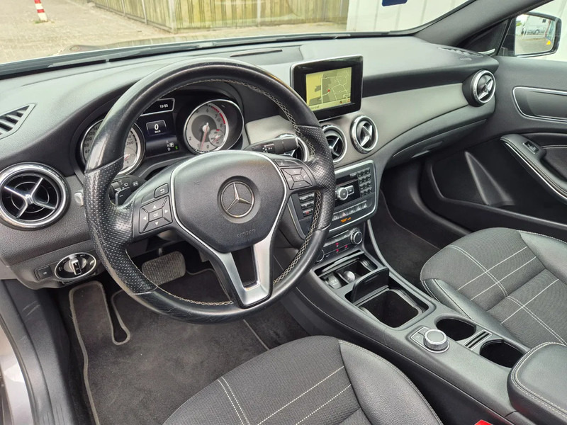리스 Mercedes-Benz GLA 200 Automaat. AMG. Edition 1 Mercedes-Benz GLA 200 Automaat. AMG. Edition 1 : 사진 10