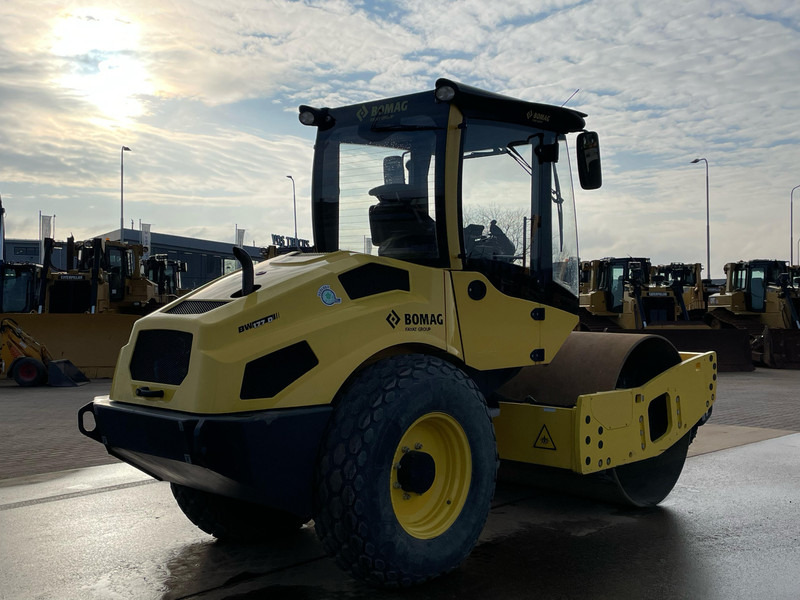 Bomag BW177D-5 | Airconditioning EPA /EU Stage V - 롤러 : 사진 4 Bomag BW177D-5 | Airconditioning EPA /EU Stage V - 롤러 : 사진 4