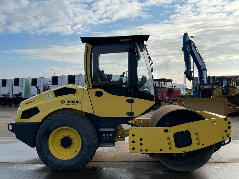 Bomag BW177D-5 | Airconditioning EPA /EU Stage V - 롤러 : 사진 5 Bomag BW177D-5 | Airconditioning EPA /EU Stage V - 롤러 : 사진 5