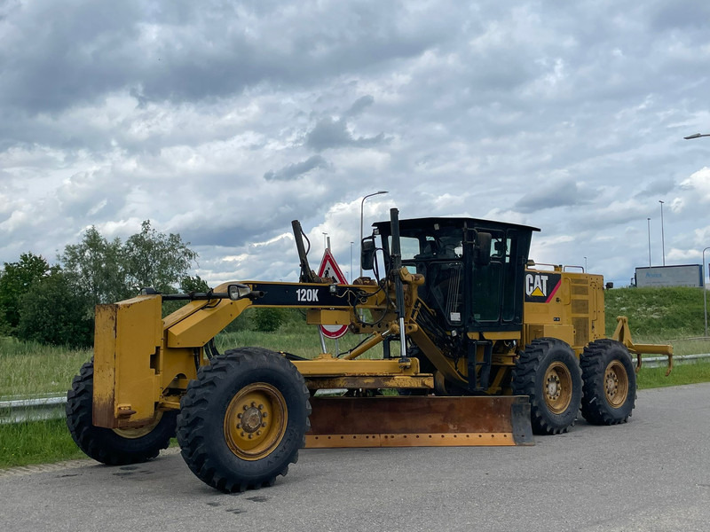 Caterpillar 120K | NEW TIRES - 그레이더 : 사진 2 Caterpillar 120K | NEW TIRES - 그레이더 : 사진 2