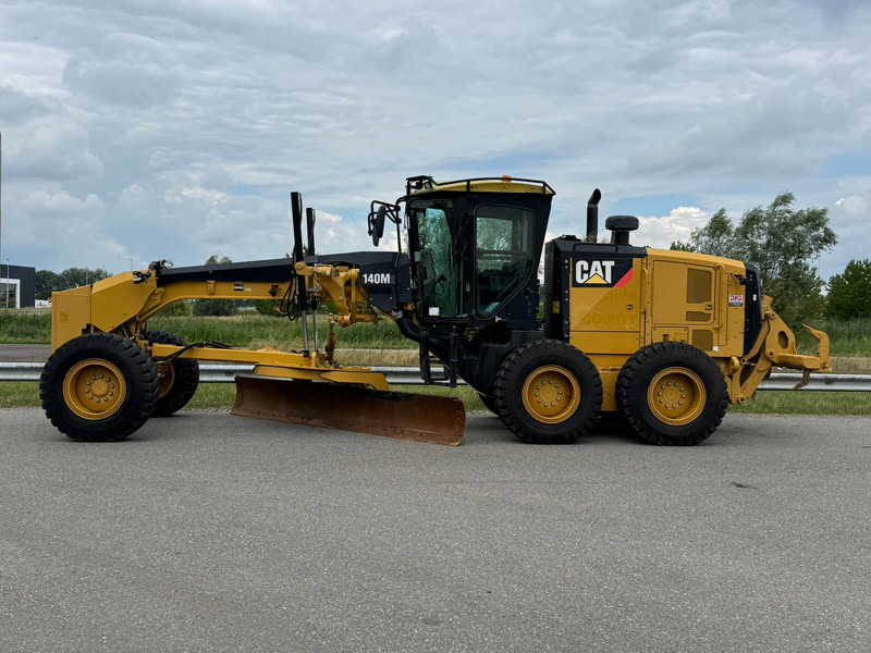 Caterpillar 140M2 Ripper+Pushblock - 그레이더 : 사진 1 Caterpillar 140M2 Ripper+Pushblock - 그레이더 : 사진 1