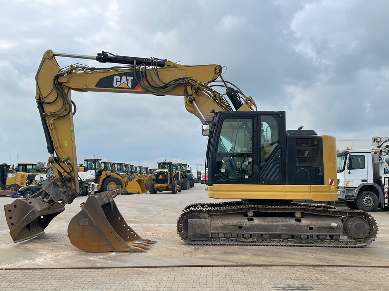 Caterpillar 325F LCR - 크롤러 굴삭기 : 사진 1 Caterpillar 325F LCR - 크롤러 굴삭기 : 사진 1