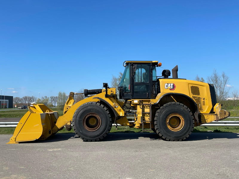 Caterpillar 972M XE - CE / new tires / new bucket edge - 휠 로더 : 사진 1 Caterpillar 972M XE - CE / new tires / new bucket edge - 휠 로더 : 사진 1