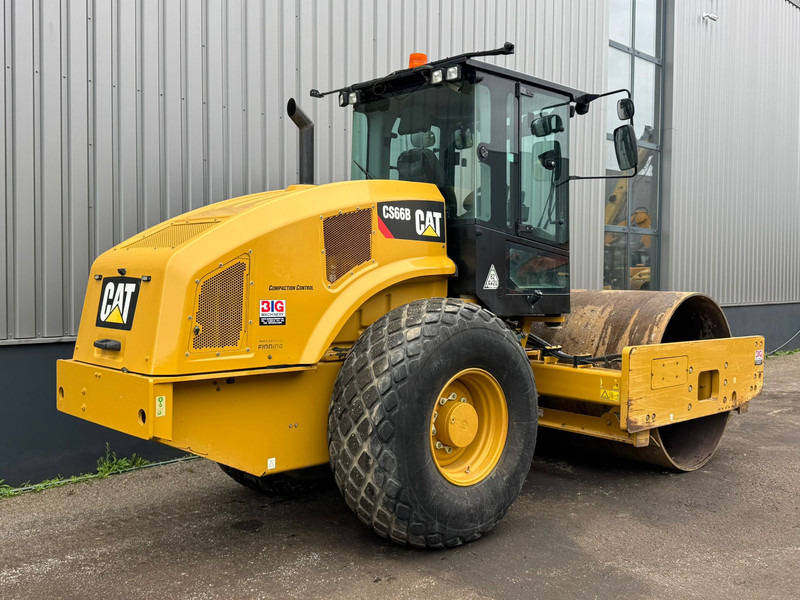 Caterpillar CS66B - 롤러 : 사진 5 Caterpillar CS66B - 롤러 : 사진 5