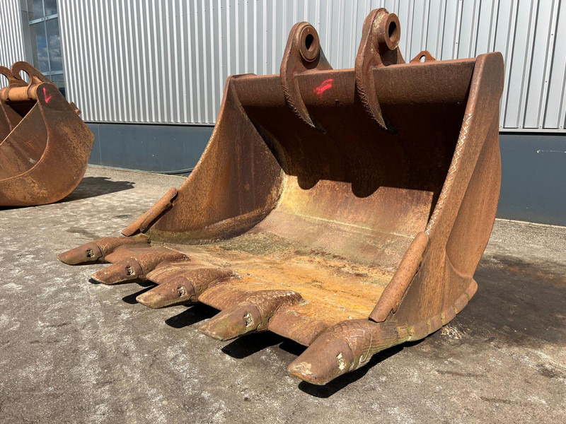 Caterpillar Caterpillar 385 bucket with teeth - 버킷 : 사진 1 Caterpillar Caterpillar 385 bucket with teeth - 버킷 : 사진 1