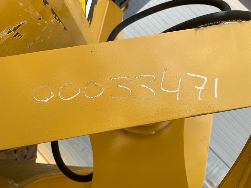 불도저 Caterpillar D6T XL : 사진 13 불도저 Caterpillar D6T XL : 사진 13