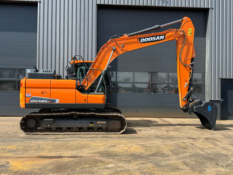 Doosan DX140LC-5 - CE / Verachtert CW30 - GP edge bucket - 크롤러 굴삭기 : 사진 4 Doosan DX140LC-5 - CE / Verachtert CW30 - GP edge bucket - 크롤러 굴삭기 : 사진 4