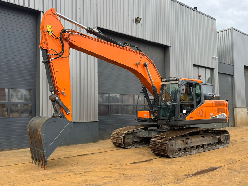 Doosan DX225LC-7 - 굴착기 : 사진 2 Doosan DX225LC-7 - 굴착기 : 사진 2
