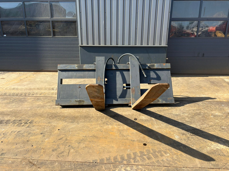 Eurosteel Pallet Frame Hydraulic PFWX-8 9ton - 버킷 : 사진 2 Eurosteel Pallet Frame Hydraulic PFWX-8 9ton - 버킷 : 사진 2