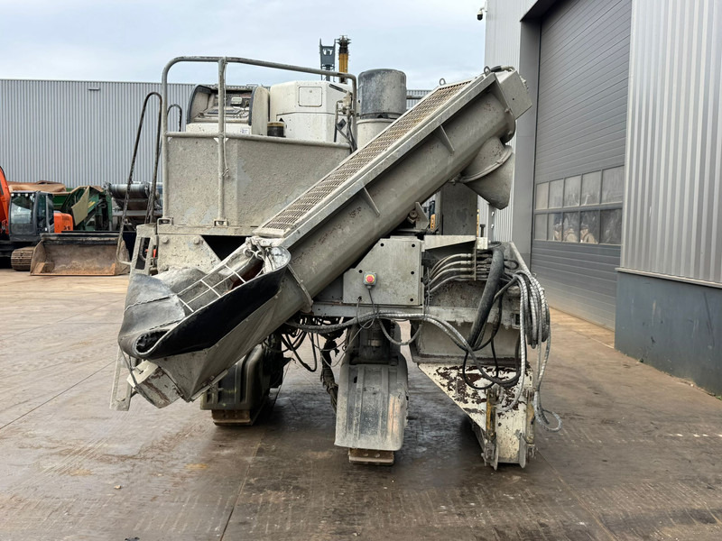 GOMACO GT3400 Concrete Slipform Paver - 아스팔트 포장기 : 사진 5 GOMACO GT3400 Concrete Slipform Paver - 아스팔트 포장기 : 사진 5