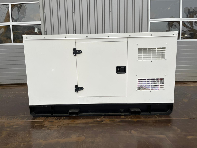 Giga power 37.5 KVA closed generator set - LT-W30GF - 발전기 세트 : 사진 4 Giga power 37.5 KVA closed generator set - LT-W30GF - 발전기 세트 : 사진 4