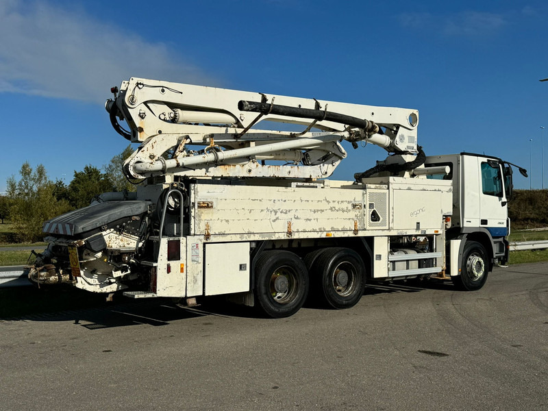 MERCEDESBENZ Actros 2632 6x4 with Putzmeister BSF 24-4 11 24m concrete pump - 콘크리트 펌프 트럭 : 사진 4 MERCEDESBENZ Actros 2632 6x4 with Putzmeister BSF 24-4 11 24m concrete pump - 콘크리트 펌프 트럭 : 사진 4