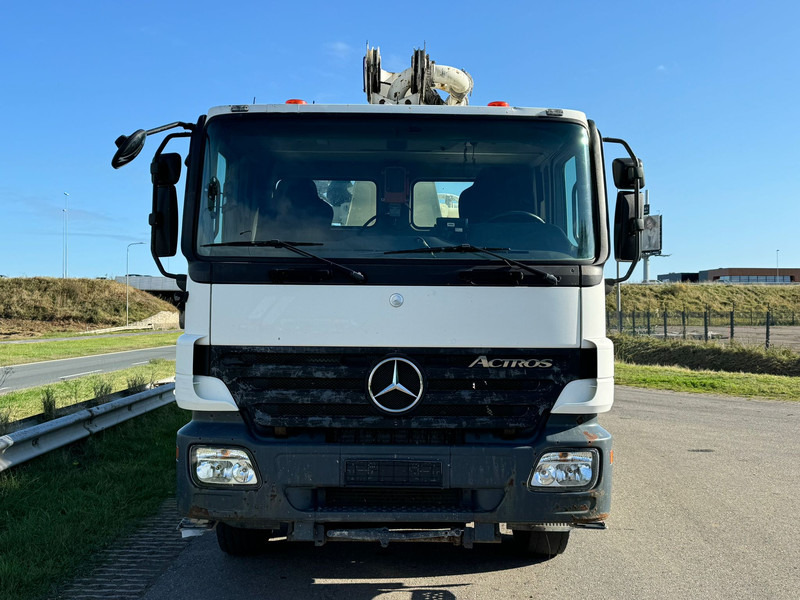 콘크리트 펌프 트럭 운반 물 벌크 자재 MERCEDESBENZ Actros 2632 6x4 with Putzmeister BSF 24-4 11 24m concrete pump : 사진 7