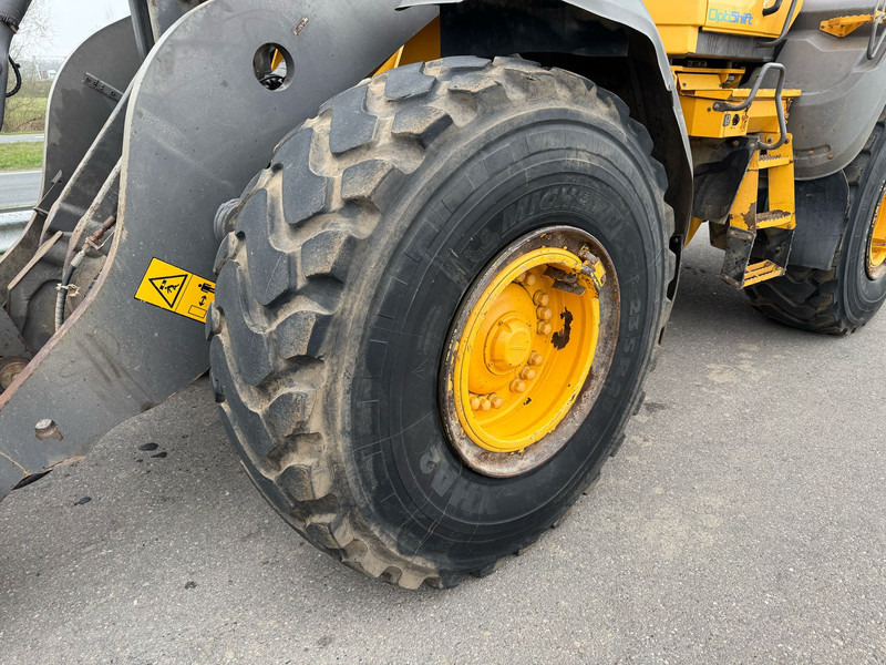 리스 Volvo L110H Volvo L110H : 사진 15