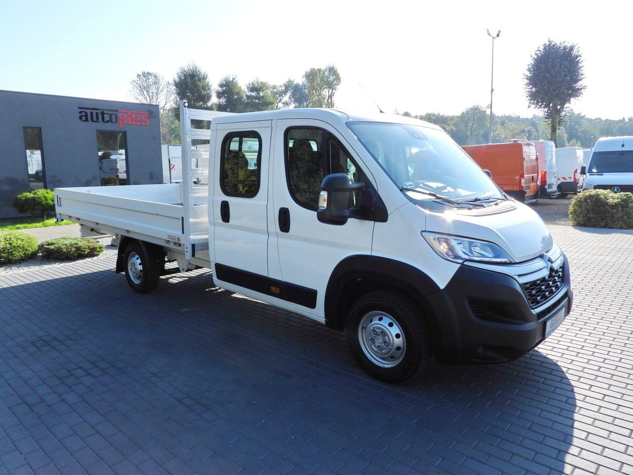 CITROEN JUMPER STAKE BODY DOUBLE CABIN DOKA 7 SEATS PNEUMATICS AIR CONDITIONING 140HP - 콤비 밴 : 사진 4 CITROEN JUMPER STAKE BODY DOUBLE CABIN DOKA 7 SEATS PNEUMATICS AIR CONDITIONING 140HP - 콤비 밴 : 사진 4