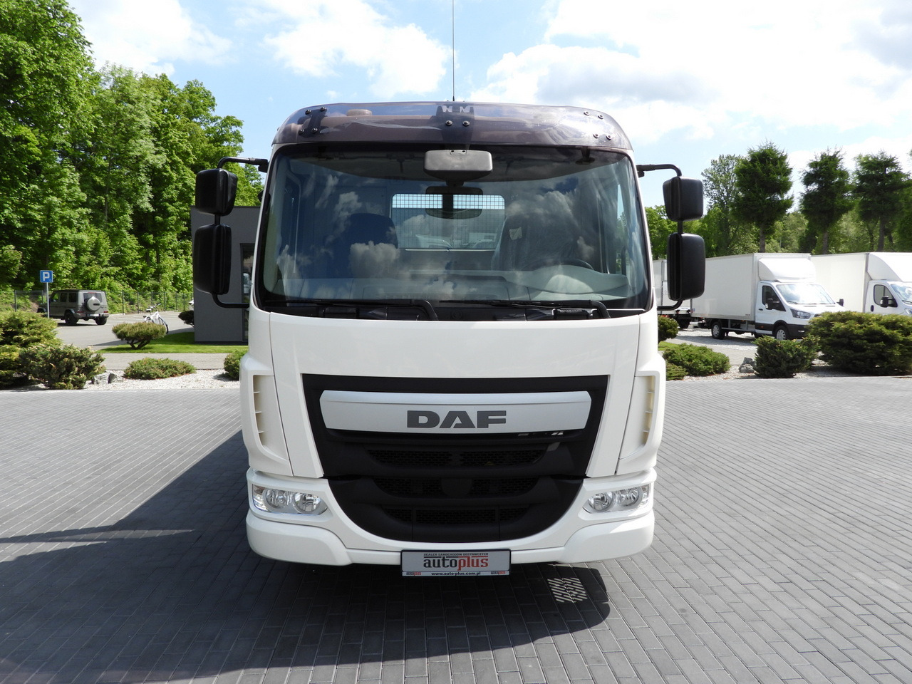 DAF LF 180 THREE-WAY TIPPER CRUISE CONTROL LED LIGHTS AUTOMATIC TRANSMISSION TWIN WHEELS AIR CONDITIONING 180HP - 덤프트럭 : 사진 5 DAF LF 180 THREE-WAY TIPPER CRUISE CONTROL LED LIGHTS AUTOMATIC TRANSMISSION TWIN WHEELS AIR CONDITIONING 180HP - 덤프트럭 : 사진 5