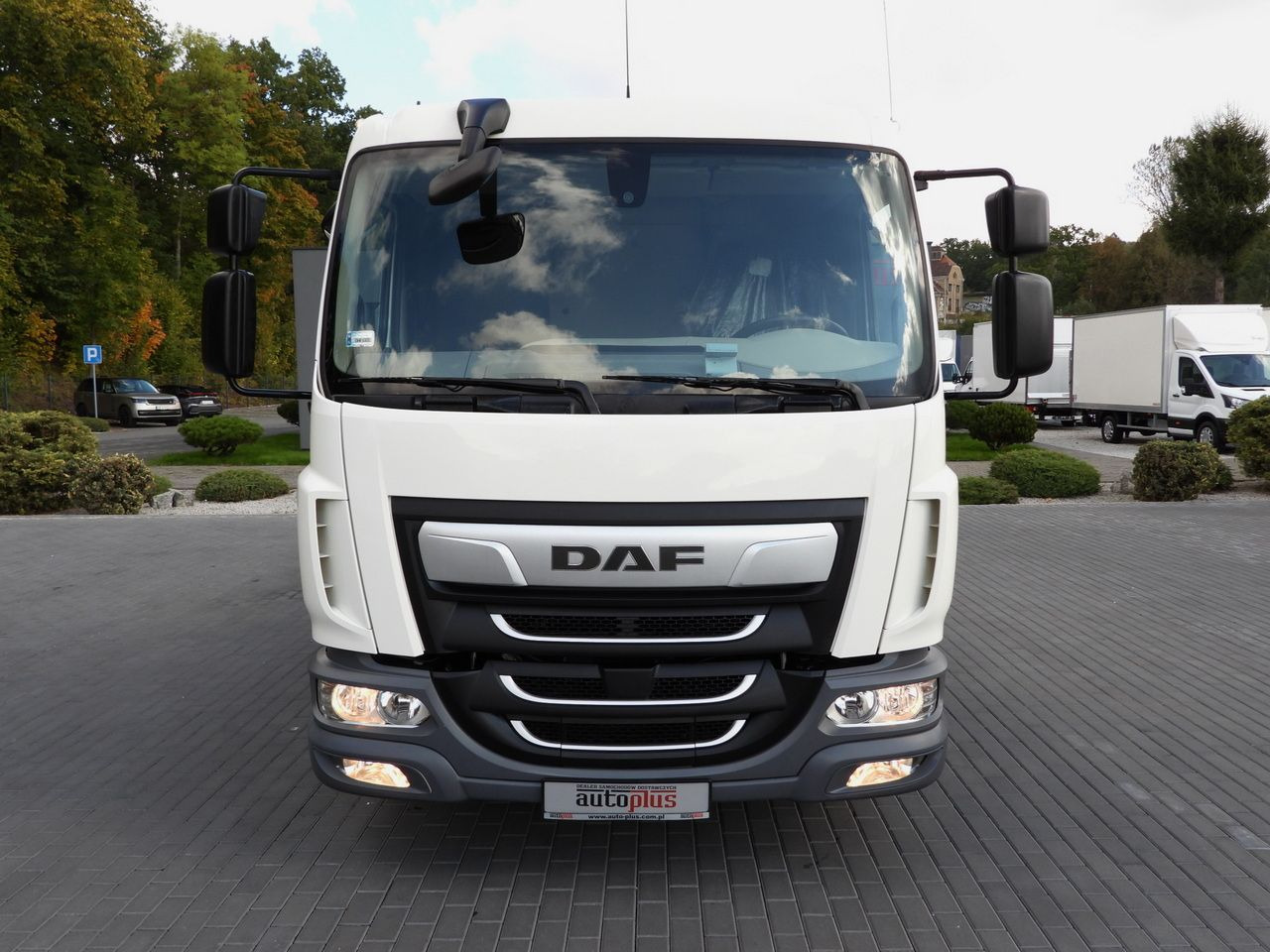DAF LF 230 CONTAINER CARRIER PLATFORM + TRAILER WEBASTO CRUISE CONTROL LED LIGHTS PNEUMATICS AUTOMATIC TRANSMISSION TWIN WHEELS AIR CONDITIONING 230HP - 컨테이너 운반 장치/ 스와프 보디 트럭 : 사진 5 DAF LF 230 CONTAINER CARRIER PLATFORM + TRAILER WEBASTO CRUISE CONTROL LED LIGHTS PNEUMATICS AUTOMATIC TRANSMISSION TWIN WHEELS AIR CONDITIONING 230HP - 컨테이너 운반 장치/ 스와프 보디 트럭 : 사진 5