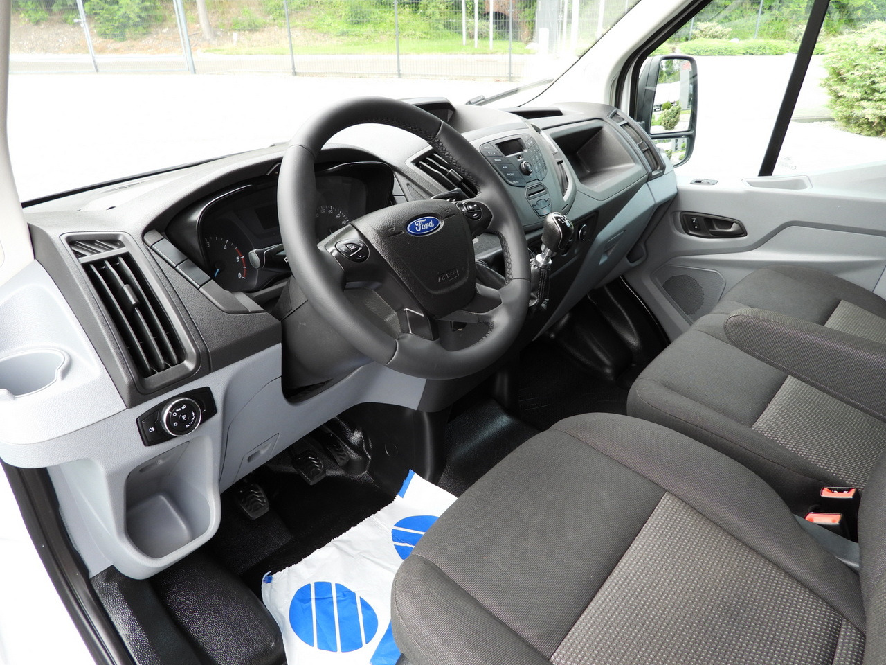 FORD TRANSIT REFRIGERATOR VAN 5*C AIR CONDITIONING 105HP - 냉동 밴 : 사진 2 FORD TRANSIT REFRIGERATOR VAN 5*C AIR CONDITIONING 105HP - 냉동 밴 : 사진 2