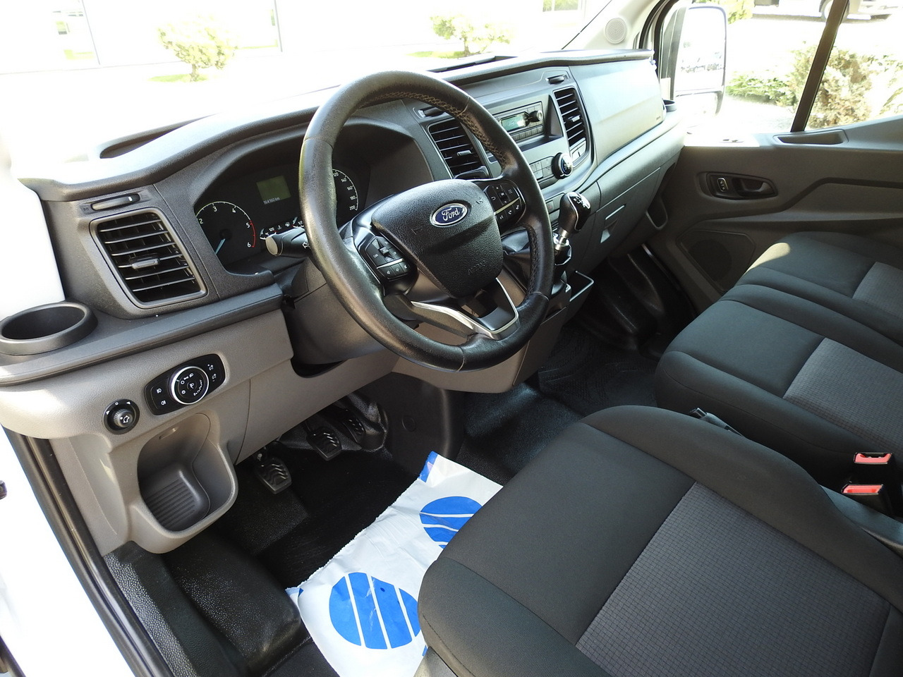 FORD TRANSIT REGRIGERATOR BOX 0*C POWER SUPPLY 230V CRUISE CONTROL AIR CONDITIONING TWIN WHEELS 170HP - 냉동 밴 : 사진 2 FORD TRANSIT REGRIGERATOR BOX 0*C POWER SUPPLY 230V CRUISE CONTROL AIR CONDITIONING TWIN WHEELS 170HP - 냉동 밴 : 사진 2