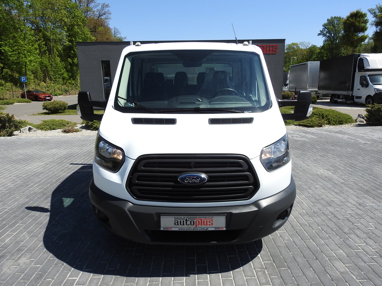 FORD TRANSIT STAKE BODY DOUBLE CABIN DOKA 7 SEATS AIR CONDITIONING 130HP - 콤비 밴 : 사진 5 FORD TRANSIT STAKE BODY DOUBLE CABIN DOKA 7 SEATS AIR CONDITIONING 130HP - 콤비 밴 : 사진 5