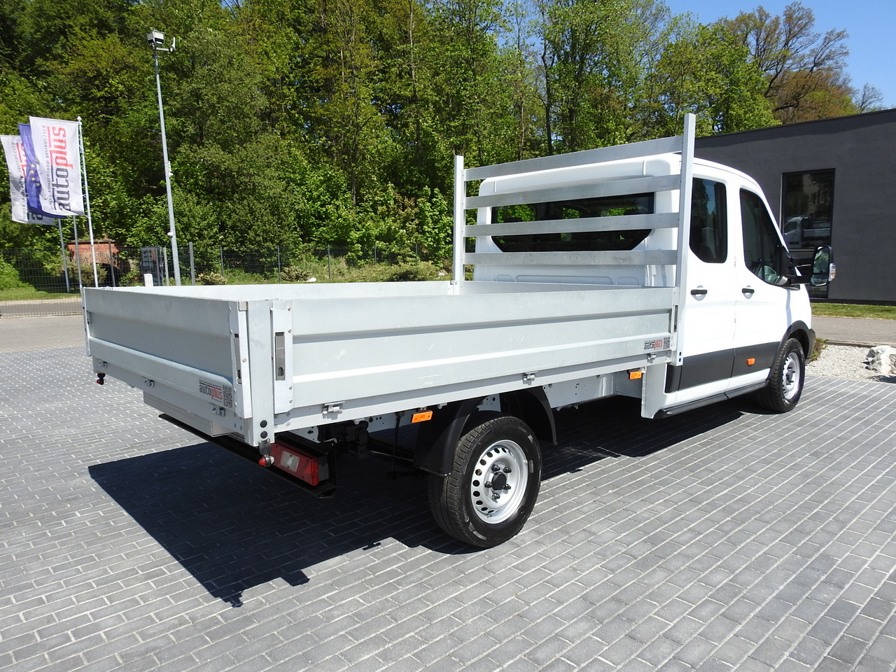 FORD TRANSIT STAKE BODY DOUBLE CABIN DOKA 7 SEATS AIR CONDITIONING 130HP - 콤비 밴 : 사진 3 FORD TRANSIT STAKE BODY DOUBLE CABIN DOKA 7 SEATS AIR CONDITIONING 130HP - 콤비 밴 : 사진 3