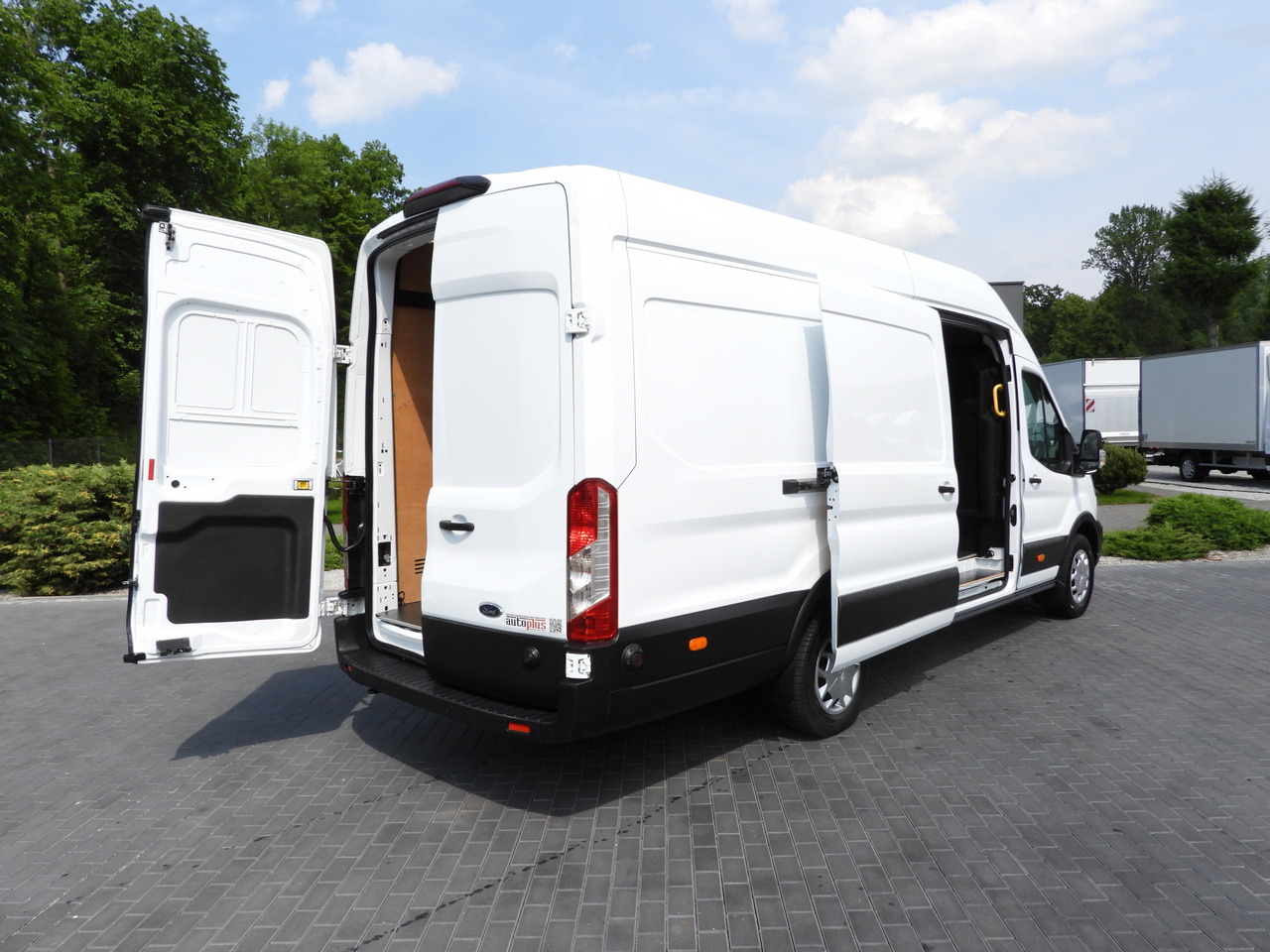 FORD TRANSIT VAN CRUISE CONTROL LED LIGHTS AIR CONDITIONING 130HP - 패널 밴 : 사진 3 FORD TRANSIT VAN CRUISE CONTROL LED LIGHTS AIR CONDITIONING 130HP - 패널 밴 : 사진 3