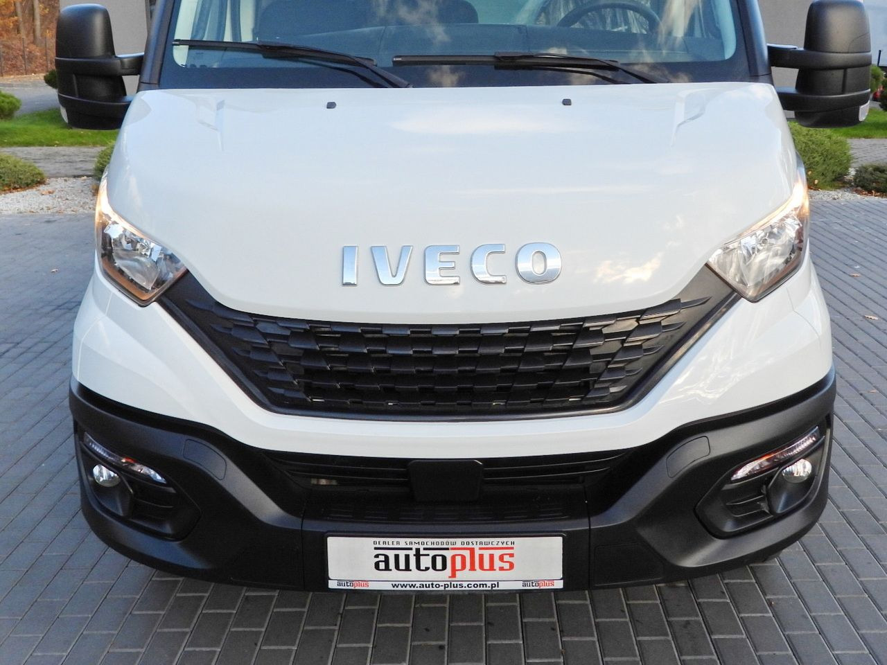 IVECO DAILY 35C14 TIPPER CRUISE CONTROL TWIN WHEELS AIR CONDITIONING 140HP - 덤프 밴 : 사진 5 IVECO DAILY 35C14 TIPPER CRUISE CONTROL TWIN WHEELS AIR CONDITIONING 140HP - 덤프 밴 : 사진 5