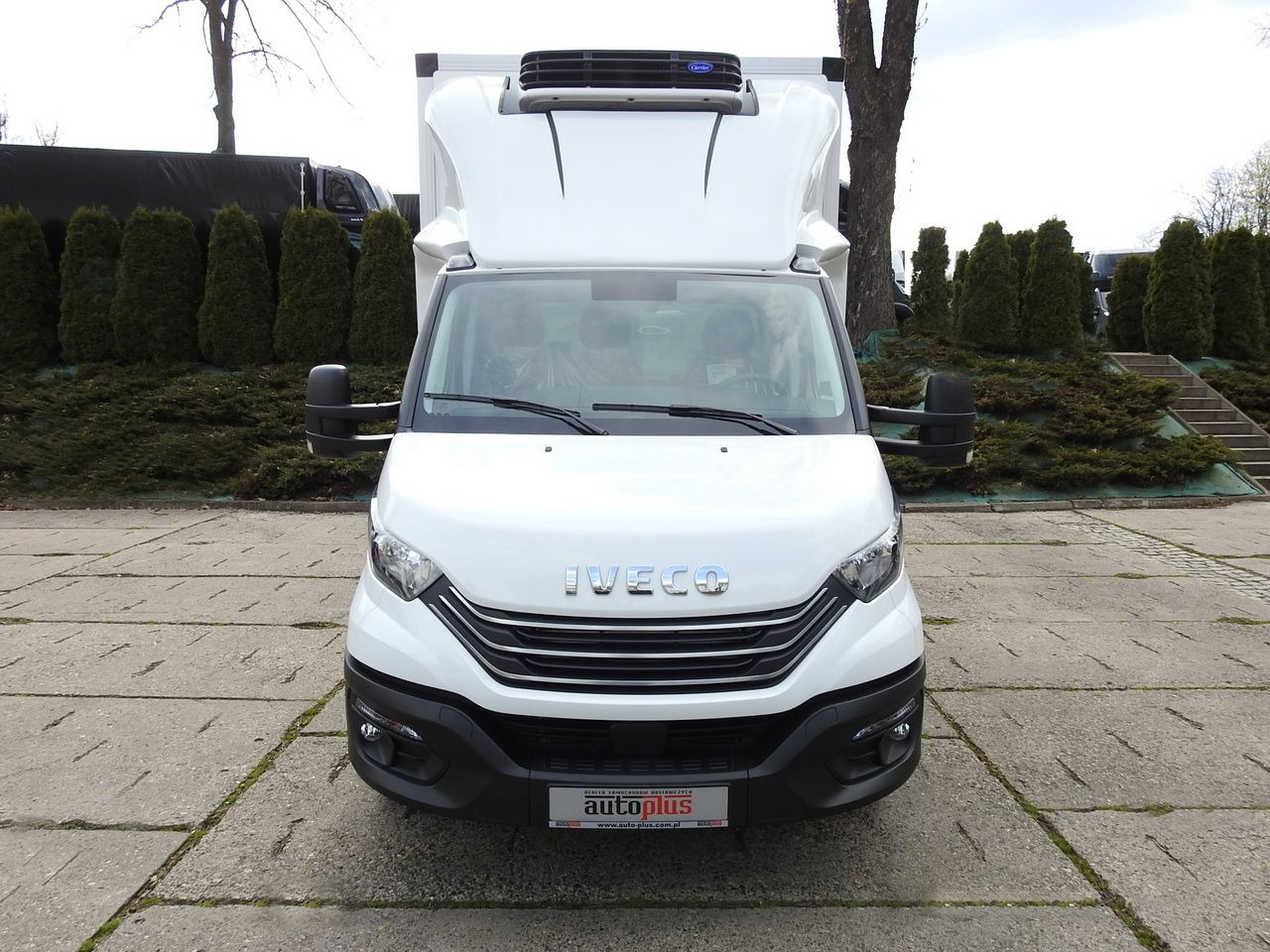 IVECO DAILY 35S16 NEW REGRIGERATOR BOX -10*C 8 PALLETS HEATING FUNCTION POWER SUPPLY 230V CRUISE CONTROL AIR CONDITIONING 160HP - 냉동 밴 : 사진 5 IVECO DAILY 35S16 NEW REGRIGERATOR BOX -10*C 8 PALLETS HEATING FUNCTION POWER SUPPLY 230V CRUISE CONTROL AIR CONDITIONING 160HP - 냉동 밴 : 사진 5