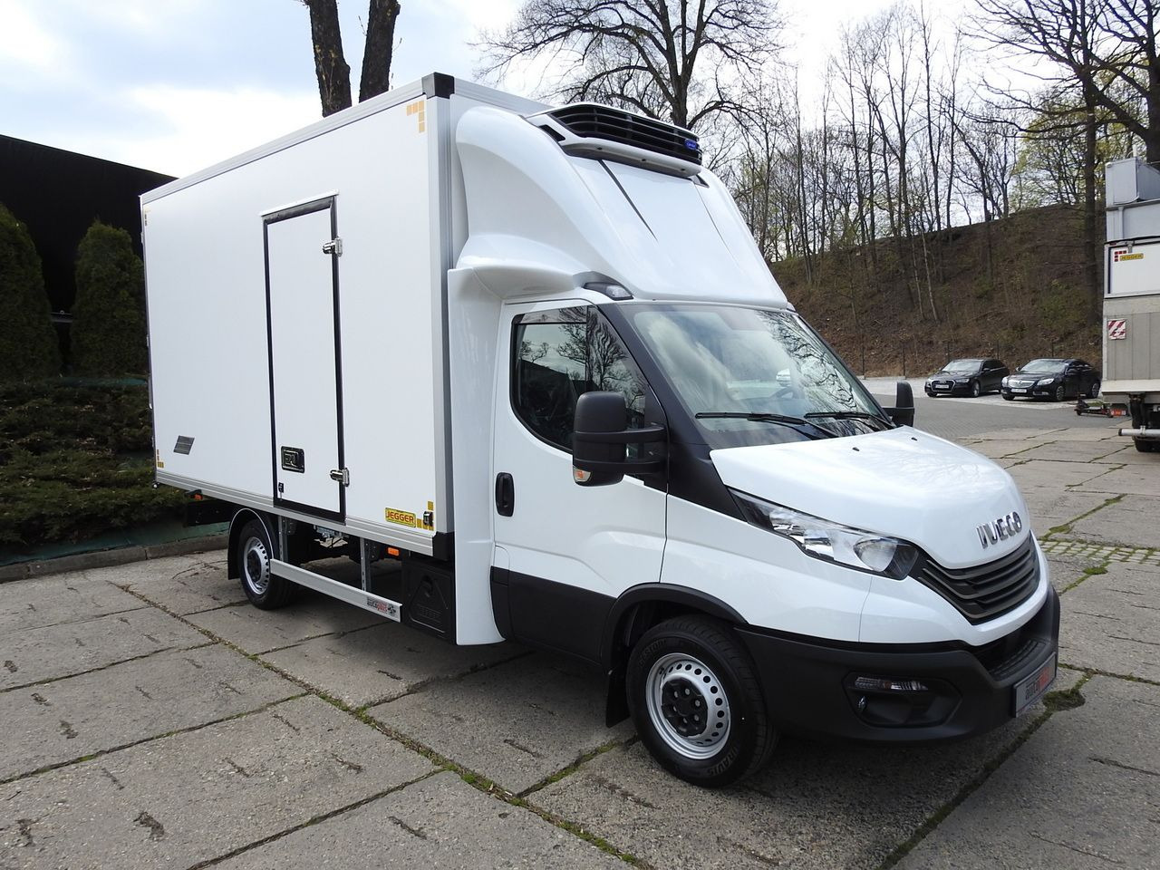 IVECO DAILY 35S16 NEW REGRIGERATOR BOX -10*C 8 PALLETS HEATING FUNCTION POWER SUPPLY 230V CRUISE CONTROL AIR CONDITIONING 160HP - 냉동 밴 : 사진 4 IVECO DAILY 35S16 NEW REGRIGERATOR BOX -10*C 8 PALLETS HEATING FUNCTION POWER SUPPLY 230V CRUISE CONTROL AIR CONDITIONING 160HP - 냉동 밴 : 사진 4
