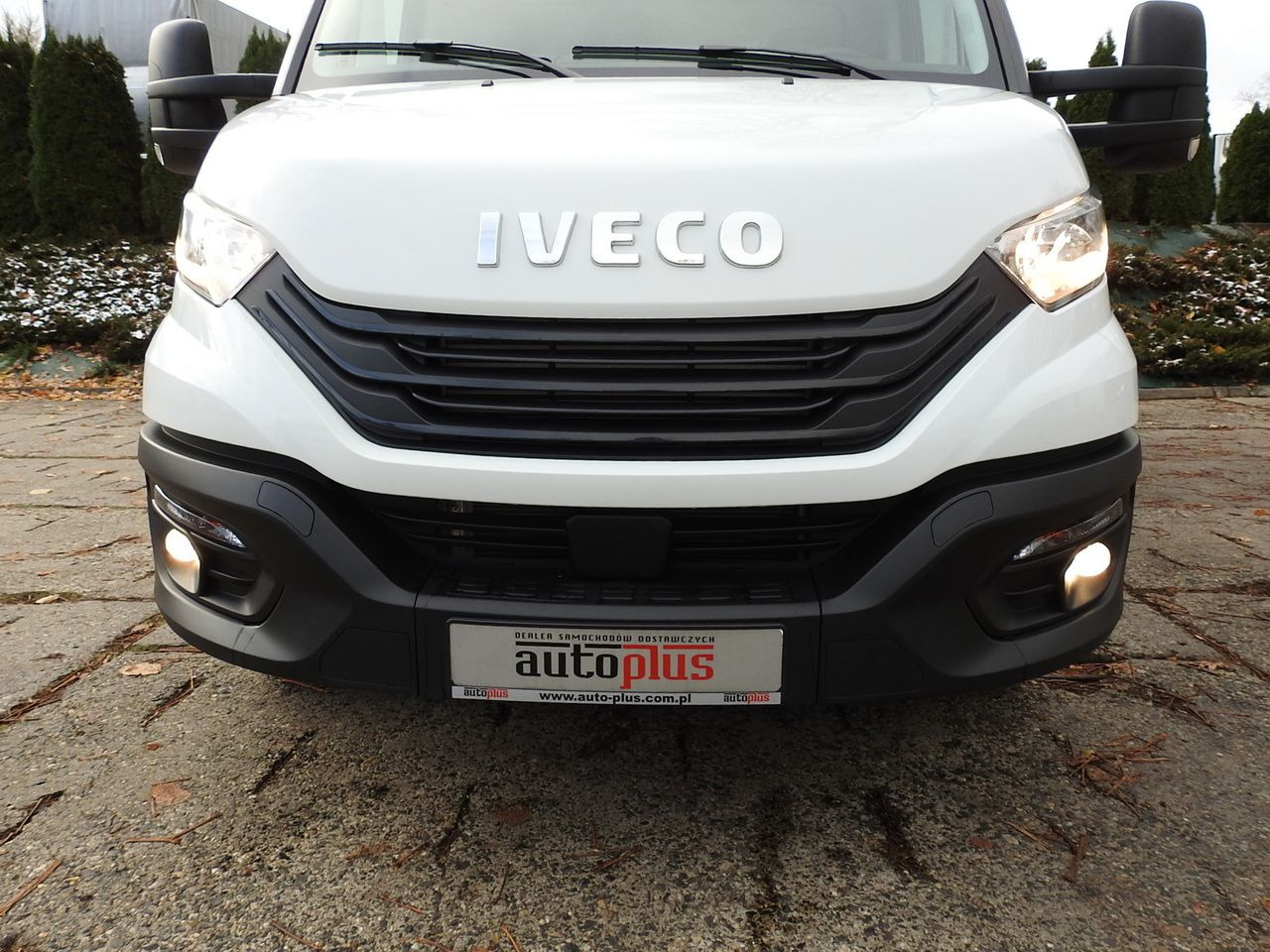신규 커튼 사이드 밴 IVECO DAILY 35S16 NEW TARPAULIN LIFT 8 PALLETS CRUISE CONTROL AIR CONDITIONING  160HP : 사진 17