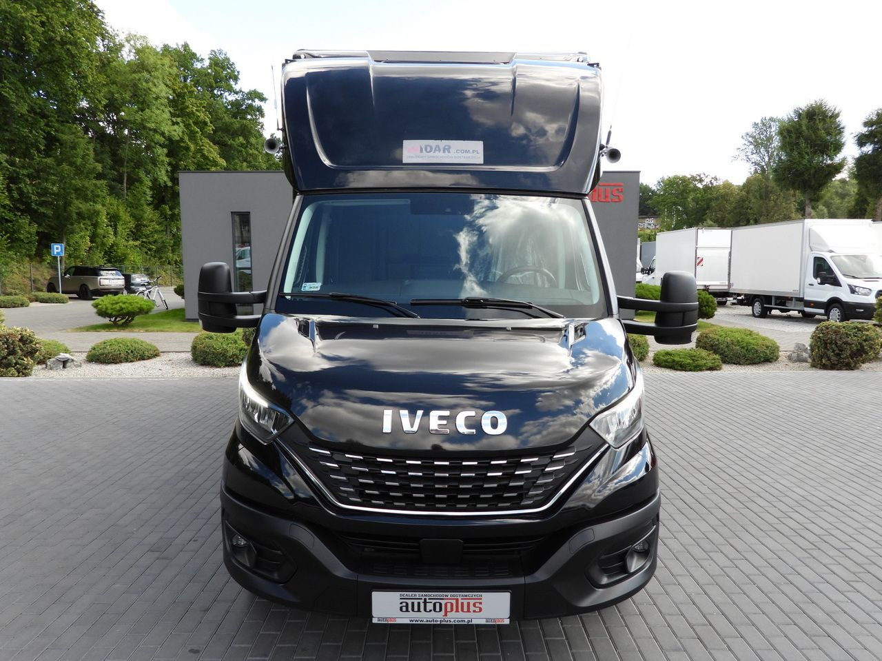 IVECO DAILY 35S18 BOX LIFT 8 PALLETS WEBASTO CRUISE CONTROL NAVIGATION LED LIGHTS PNEUMATICS AIR CONDITIONING 180HP - 박스 밴 : 사진 5 IVECO DAILY 35S18 BOX LIFT 8 PALLETS WEBASTO CRUISE CONTROL NAVIGATION LED LIGHTS PNEUMATICS AIR CONDITIONING 180HP - 박스 밴 : 사진 5