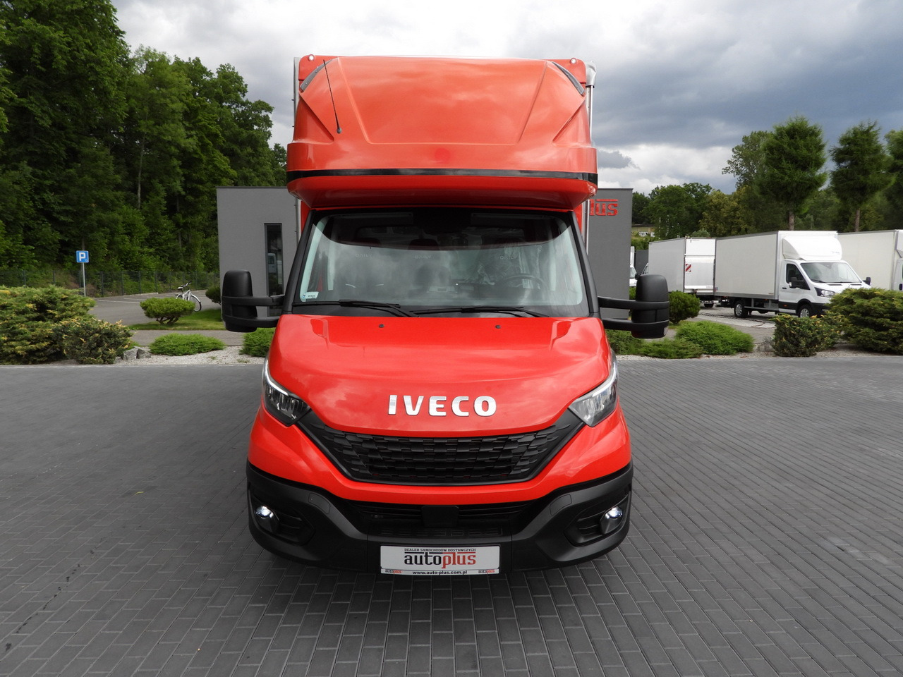 IVECO DAILY 35S18 TARPAULIN 10 PALLETS WEBASTO CRUISE CONTROL LED LIGHTS AIR CONDITIONING 180HP - 커튼 사이드 밴 : 사진 5 IVECO DAILY 35S18 TARPAULIN 10 PALLETS WEBASTO CRUISE CONTROL LED LIGHTS AIR CONDITIONING 180HP - 커튼 사이드 밴 : 사진 5