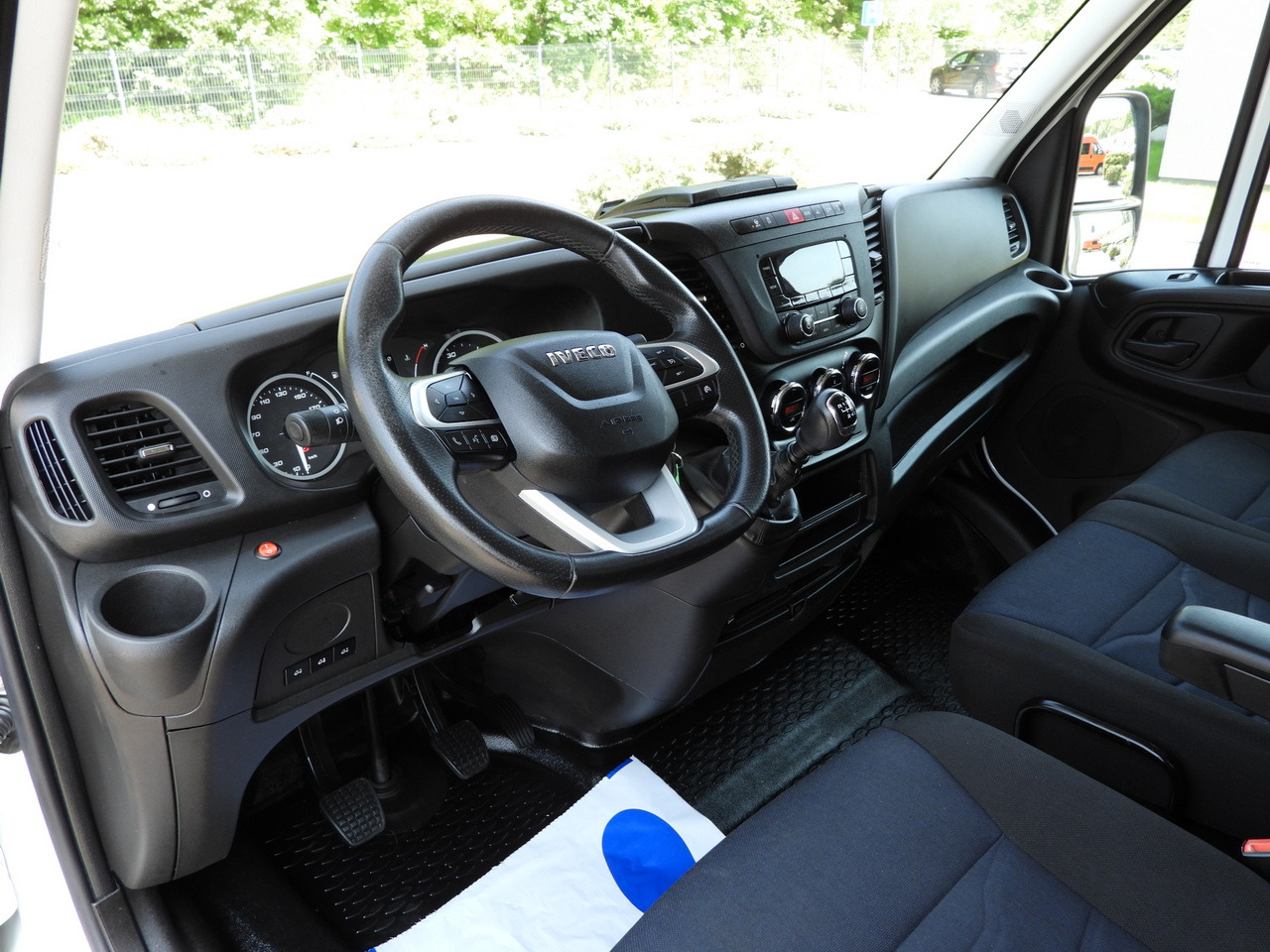 IVECO DAILY 35S18 TARPAULIN 10 PALLETS WEBASTO CRUISE CONTROL LED LIGHTS PNEUMATICS AIR CONDITIONING 180HP - 커튼 사이드 밴 : 사진 2 IVECO DAILY 35S18 TARPAULIN 10 PALLETS WEBASTO CRUISE CONTROL LED LIGHTS PNEUMATICS AIR CONDITIONING 180HP - 커튼 사이드 밴 : 사진 2