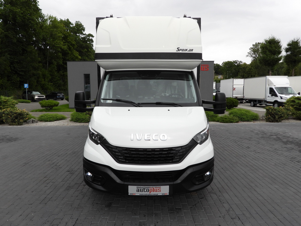 IVECO DAILY 35S18 TARPAULIN 10 PALLETS WEBASTO CRUISE CONTROL NAVIGATION LED LIGHTS AIR CONDITIONING 180HP - 커튼 사이드 밴 : 사진 5 IVECO DAILY 35S18 TARPAULIN 10 PALLETS WEBASTO CRUISE CONTROL NAVIGATION LED LIGHTS AIR CONDITIONING 180HP - 커튼 사이드 밴 : 사진 5
