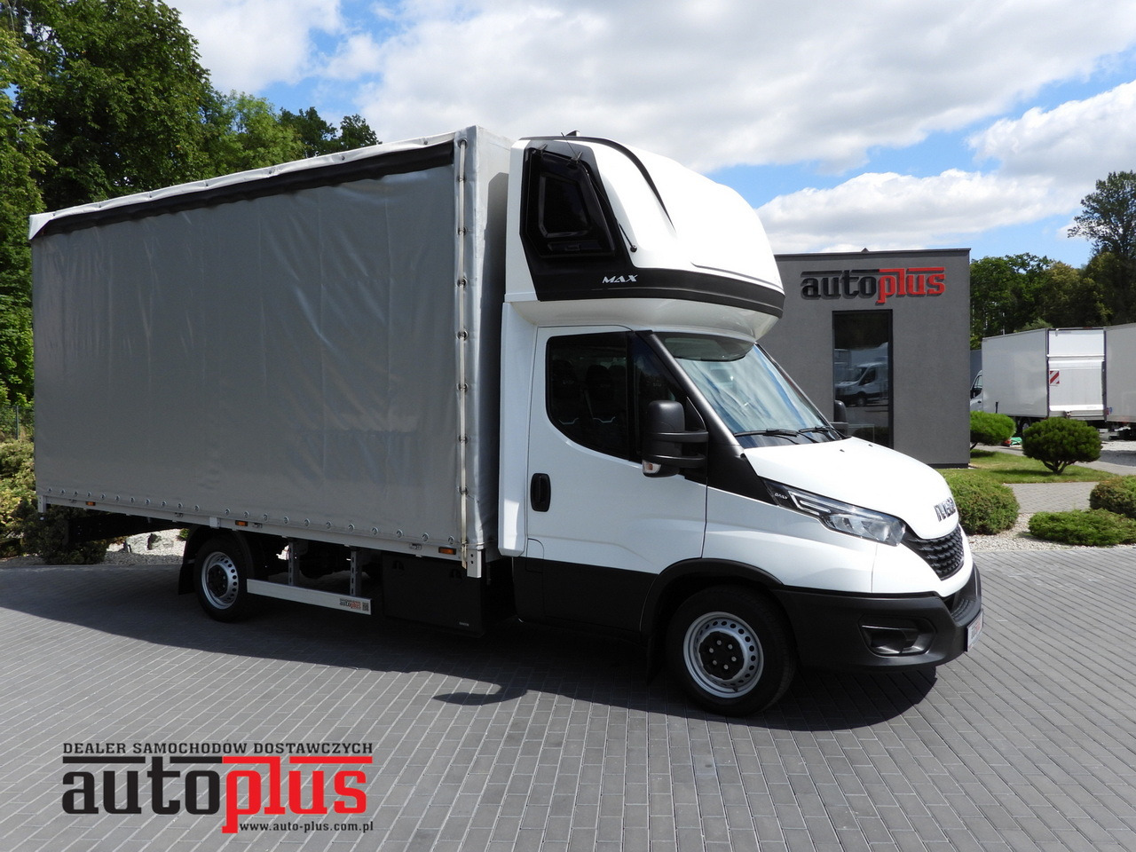 IVECO DAILY 35S18 TARPAULIN 10 PALLETS WEBASTO CRUISE CONTROL NAVIGATION LED LIGHTS AIR CONDITIONING 180HP - 커튼 사이드 밴 : 사진 1 IVECO DAILY 35S18 TARPAULIN 10 PALLETS WEBASTO CRUISE CONTROL NAVIGATION LED LIGHTS AIR CONDITIONING 180HP - 커튼 사이드 밴 : 사진 1