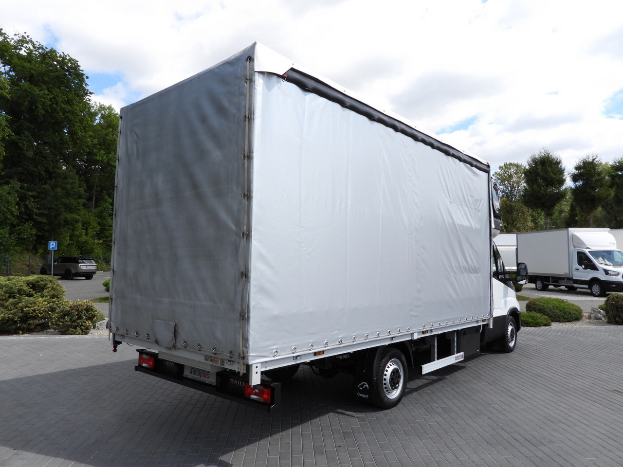 IVECO DAILY 35S18 TARPAULIN 10 PALLETS WEBASTO CRUISE CONTROL NAVIGATION LED LIGHTS AIR CONDITIONING 180HP - 커튼 사이드 밴 : 사진 3 IVECO DAILY 35S18 TARPAULIN 10 PALLETS WEBASTO CRUISE CONTROL NAVIGATION LED LIGHTS AIR CONDITIONING 180HP - 커튼 사이드 밴 : 사진 3