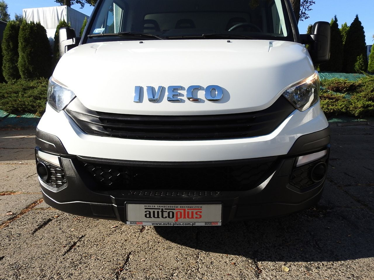 IVECO DAILY 35S18 TARPAULIN LIFT 8 PALLETS CRUISE CONTROL AIR CONDITIONING 180HP - 커튼 사이드 밴 : 사진 5 IVECO DAILY 35S18 TARPAULIN LIFT 8 PALLETS CRUISE CONTROL AIR CONDITIONING 180HP - 커튼 사이드 밴 : 사진 5