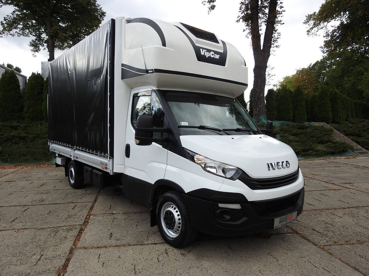 IVECO DAILY 35S18 TARPAULIN LIFT 8 PALLETS CRUISE CONTROL AIR CONDITIONING 180HP - 커튼 사이드 밴 : 사진 4 IVECO DAILY 35S18 TARPAULIN LIFT 8 PALLETS CRUISE CONTROL AIR CONDITIONING 180HP - 커튼 사이드 밴 : 사진 4