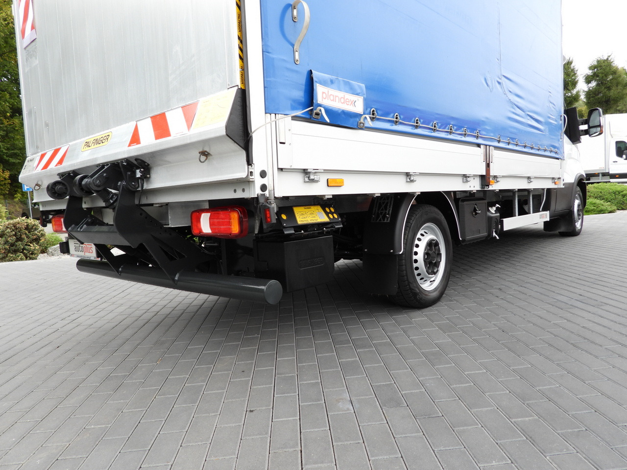 커튼 사이드 밴 IVECO DAILY 35S18 TARPAULIN LIFT 8 PALLETS WEBASTO CRUISE CONTROL LED LIGHTS AIR CONDITIONING  180HP : 사진 29