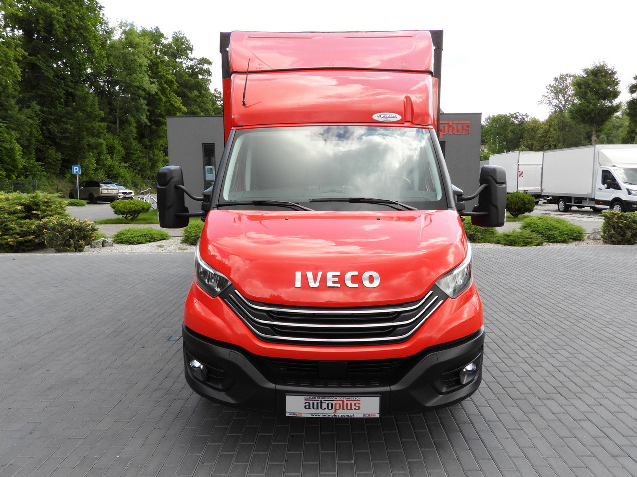 IVECO DAILY 35S21 TARPAULIN 10 PALLETS WEBASTO CRUISE CONTROL NAVIGATION LED LIGHTS PNEUMATICS AUTOMATIC TRANSMISSION HI-MATIC AIR CONDITIONING 210HP - 커튼 사이드 밴 : 사진 5 IVECO DAILY 35S21 TARPAULIN 10 PALLETS WEBASTO CRUISE CONTROL NAVIGATION LED LIGHTS PNEUMATICS AUTOMATIC TRANSMISSION HI-MATIC AIR CONDITIONING 210HP - 커튼 사이드 밴 : 사진 5