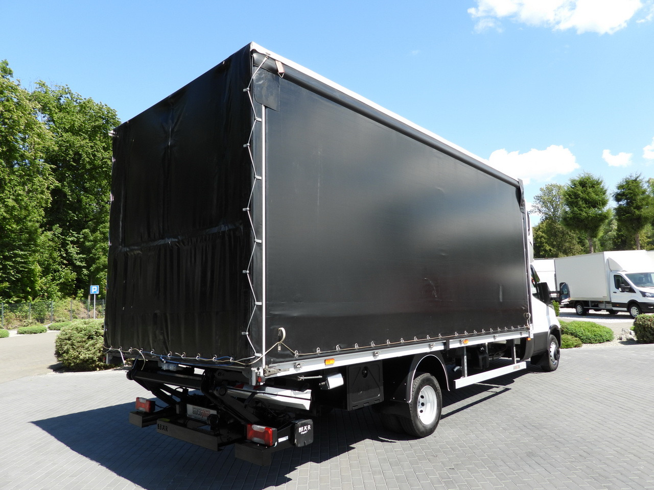 IVECO DAILY 70C18 TARPAULIN LIFT 14 PALLETS WEBASTO CRUISE CONTROL LED LIGHTS TWIN WHEELS AIR CONDITIONING 180HP - 커튼 사이드 밴 : 사진 3 IVECO DAILY 70C18 TARPAULIN LIFT 14 PALLETS WEBASTO CRUISE CONTROL LED LIGHTS TWIN WHEELS AIR CONDITIONING 180HP - 커튼 사이드 밴 : 사진 3