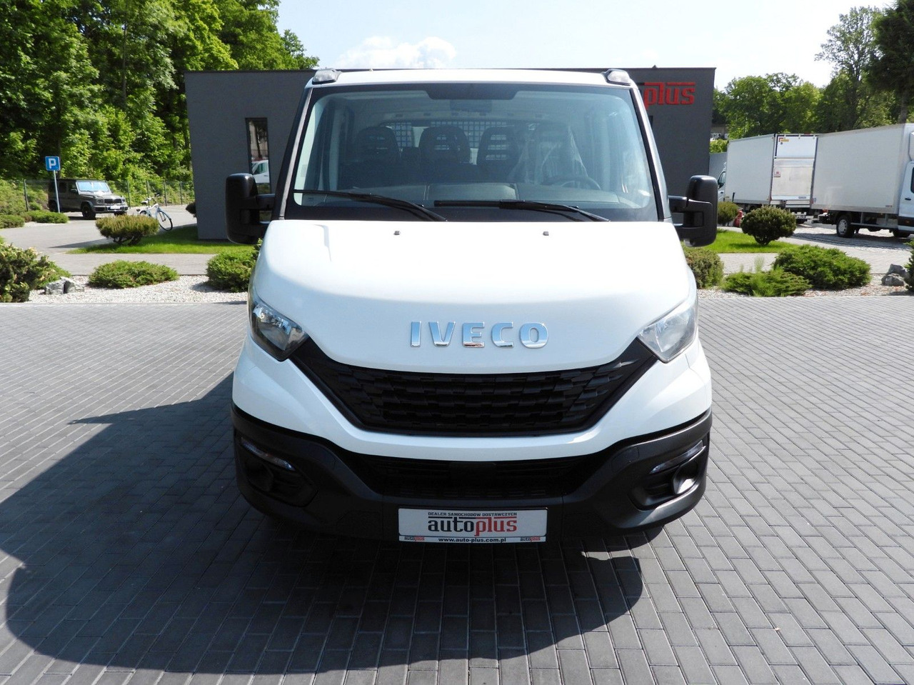 Iveco DAILY 35S12 PRITSCHE DOPPELKABINE DOKA 7 SITZE - 플랫베드 밴, 콤비 밴 : 사진 5 Iveco DAILY 35S12 PRITSCHE DOPPELKABINE DOKA 7 SITZE - 플랫베드 밴, 콤비 밴 : 사진 5